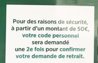 Crédit Agricole : Sécurité Renforcée avec Double Code affiche Crédit Agricole Brie Double Code
