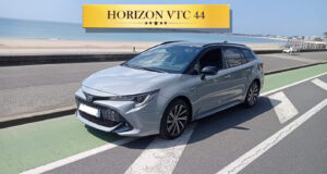 VTC ou taxi à Saint-Nazaire : Optez pour Horizon VTC 44, votre alternative haut de gamme Véhicule premium Horizon VTC 44, alternative au taxi à Saint-Nazaire, Pornichet et Grand Ouest. Service VTC disponible 24/7 pour trajets professionnels et privés.